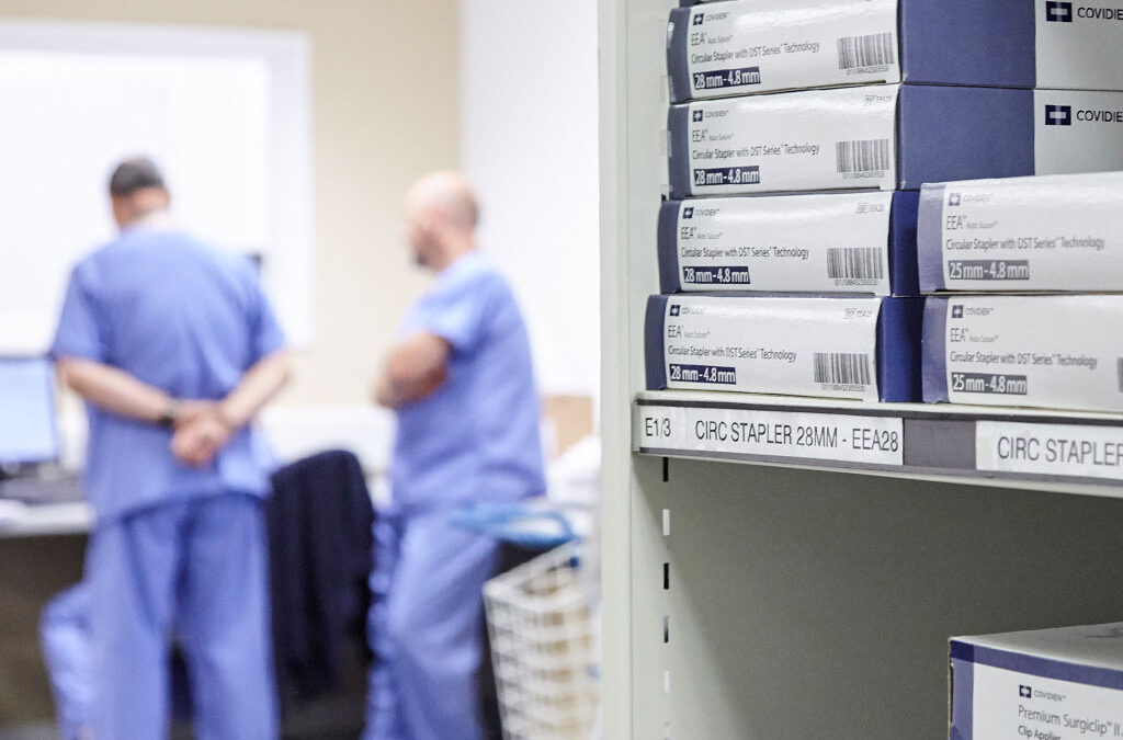 Hospital Roller Racking: Compliance, Infection Control & Access.